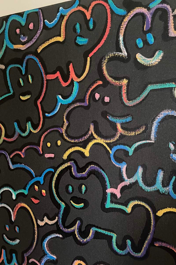 Détail de Colors of Cha Love (2023), de CHANOIR, œuvre originale signée, toile 50×50 cm en pastels et acrylique métallisée, prix 3 500 €, personnages iconiques noirs aux contours multicolores.