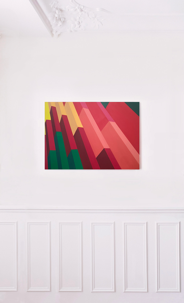 Step II, œuvre d’art géométrique contemporaine de l’artiste Debens, accrochée sur un mur blanc avec moulures, idéale pour une décoration design et colorée.
