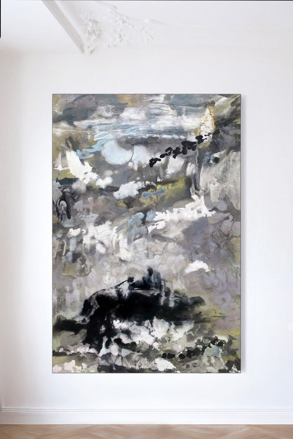 Vue d’installation d’une œuvre abstraite de Gustavo Vejarano, peinture à l’huile et acrylique, exposée dans un intérieur parisien – en vente chez Galerie Vermeulen, art contemporain en ligne.